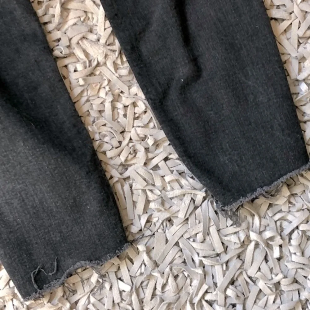 H&M Gray/Black High Rise Distress Skinny Ankle Jeans-Size 30 - Picture 11 of 11